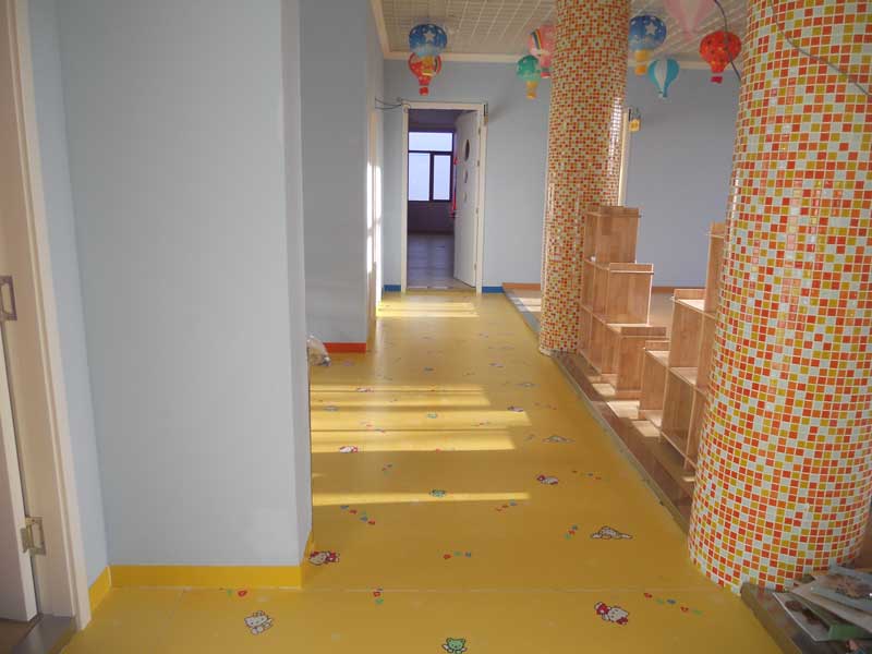 陜西榆林市遠興國學(xué)幼兒園塑膠地板 陜西榆林市遠興國學(xué)幼兒園塑膠地板